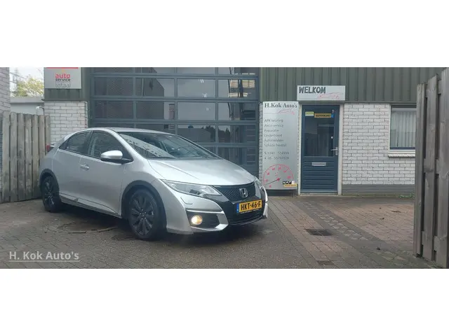 Honda Civic 1.4 Sport 2017 Benzine 2