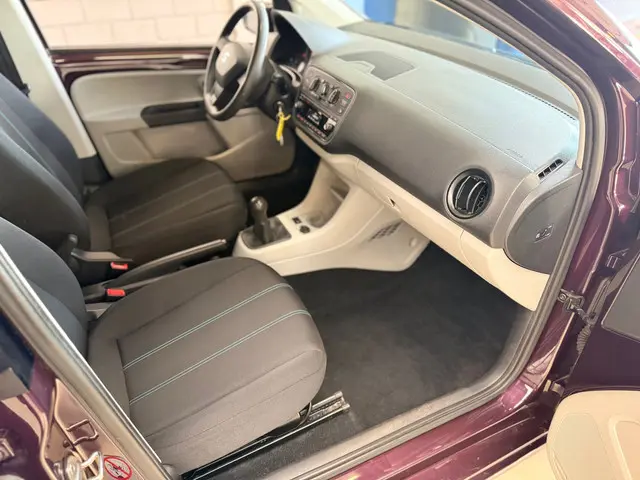 SEAT Mii 1.0 FR Intense PDC 2018 Benzine 13