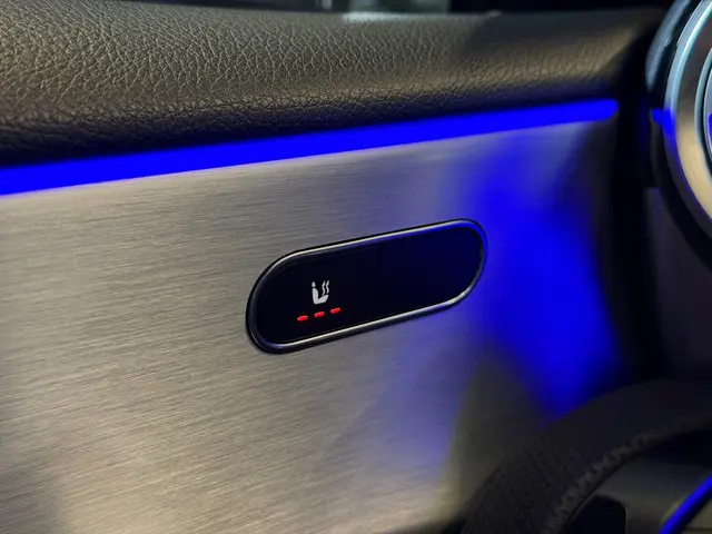 Mercedes-Benz A-Klasse 180 AMG Line 2020 Benzine 25