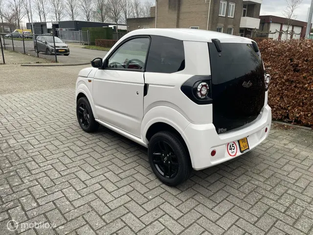Ligier Myli Brommobiel I.DEAL 8 kWh 2023 Elektrisch 5