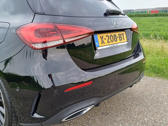 Mercedes-Benz A-Klasse 250 Premium Plus 2022 Benzine 17