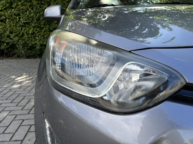 Hyundai i20 1.2i Business Edition 2013 Benzine 26