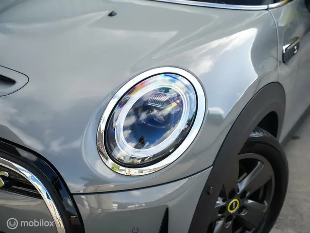 MINI Electric Mini Essential 33 kWh 2021 Elektrisch 10
