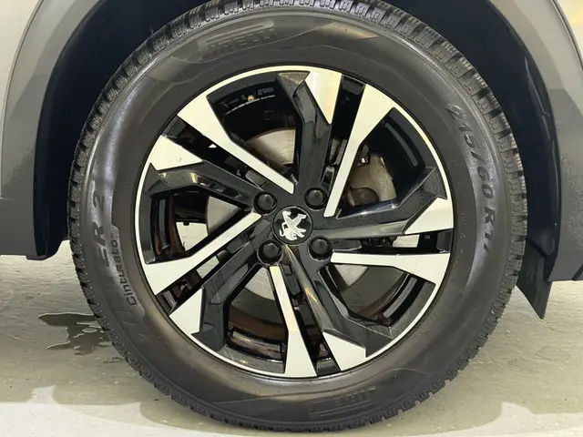 Peugeot 2008 1.2 PureTech Allure Automaat 2020 Benzine 13