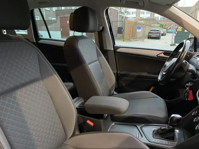 Volkswagen Tiguan 1.4 TSI ACT Comfortline 2017 Benzine 8