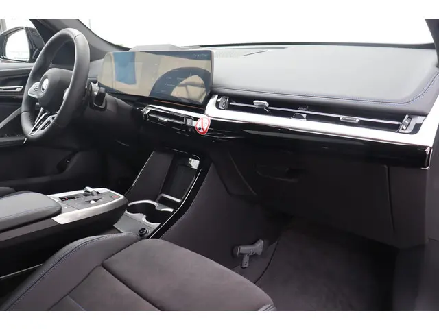 BMW X1 xDrive25e 2025 Hybride Benzine 10