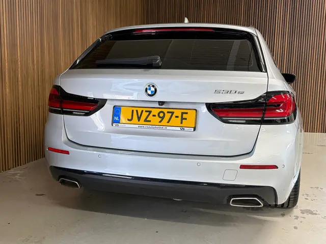BMW 5 Serie Touring 530e Executive 2021 Hybride Benzine 9