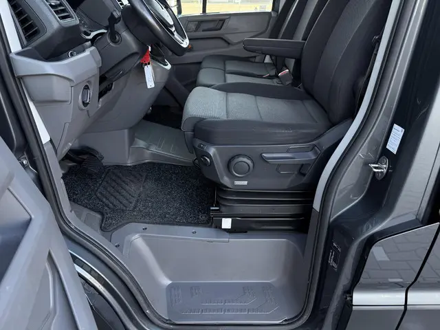 Volkswagen Crafter 35 2.0 TDI L3H2 Highline 2020 Diesel 9