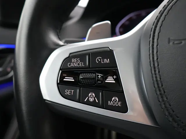 BMW 5 Serie 540i M-SPORT 2022 Benzine 30