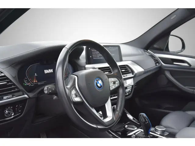 BMW iX3 High Executive 80 kWh 2021 Elektrisch 8