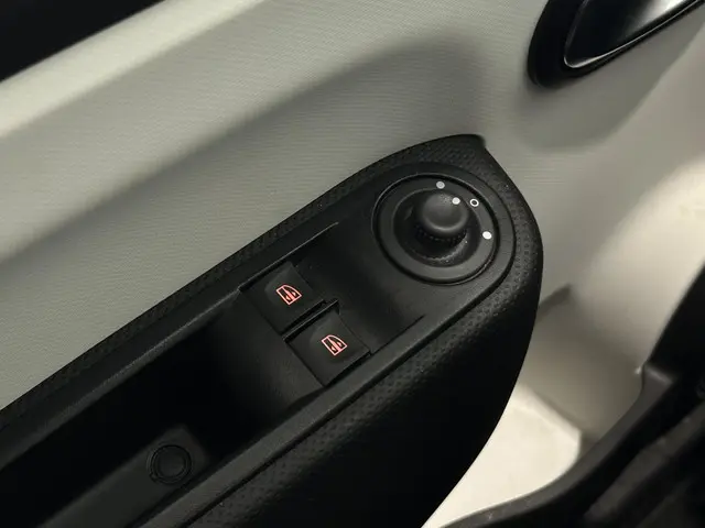 Renault Twingo 1.0 SCe 75 Collection 2019 Benzine 17