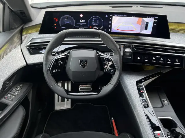 Peugeot 3008 Hybrid 136 GT 2024 Hybride Benzine 5