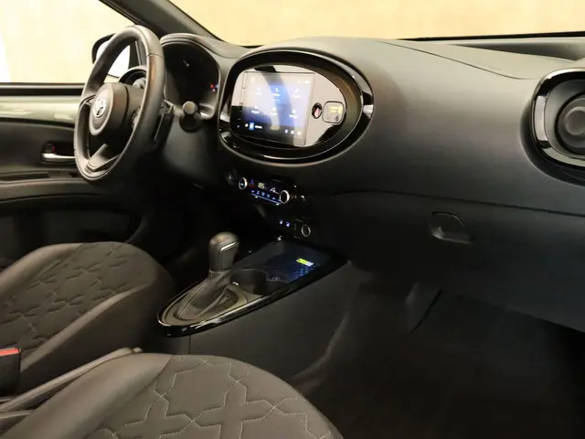 Toyota Aygo X 1.0 VVT-i S-CVT Envy 2022 Benzine 5