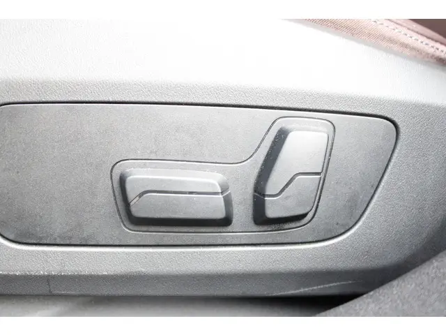 BMW 1 Serie 120 M Sport Automaat 2024 Benzine 11