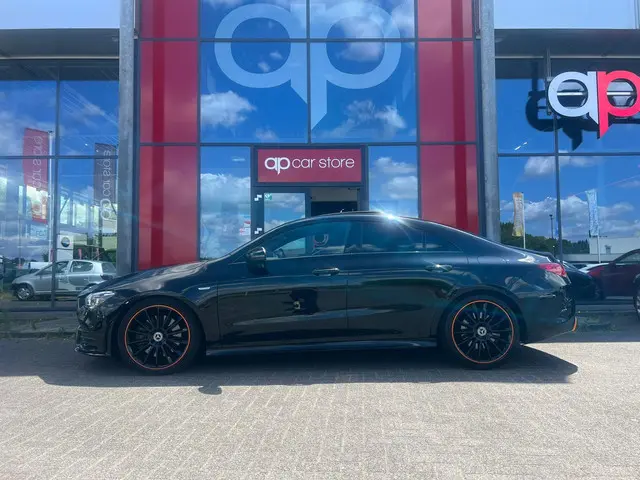 Mercedes-Benz CLA 220 Premium Plus 2019 Benzine 4