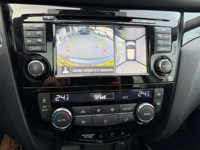 Nissan QASHQAI 1.2 N-Connecta Automaat 2016 Benzine 25