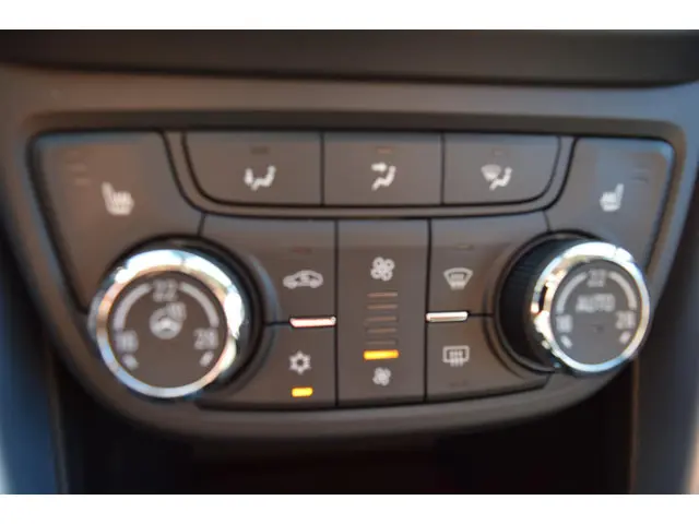 Opel Zafira 1.4 Turbo Busin Exec 7p. 2018 Benzine 9