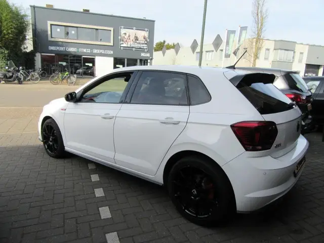 Volkswagen Polo 2.0 TSI GTI 2019 Benzine 57