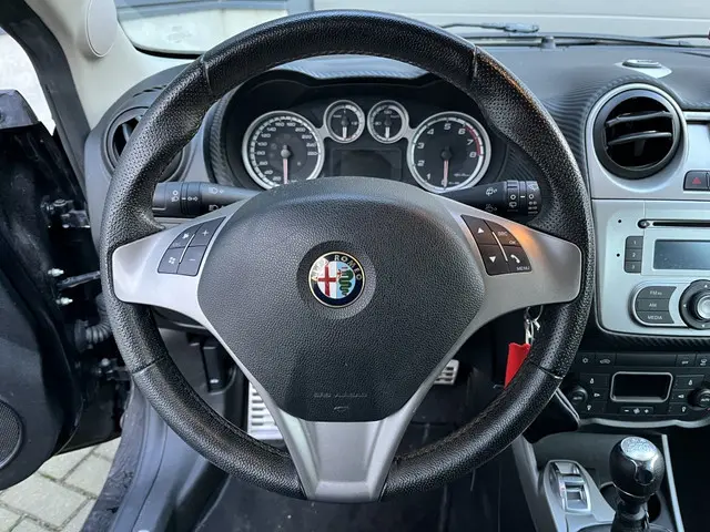 Alfa Romeo MiTo 0.9 TwinAir Distinct 2013 Benzine 9