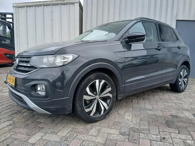 Volkswagen T-Cross 1.0 TSI Life SCHADEAUTO!!! 2019 Benzine 2