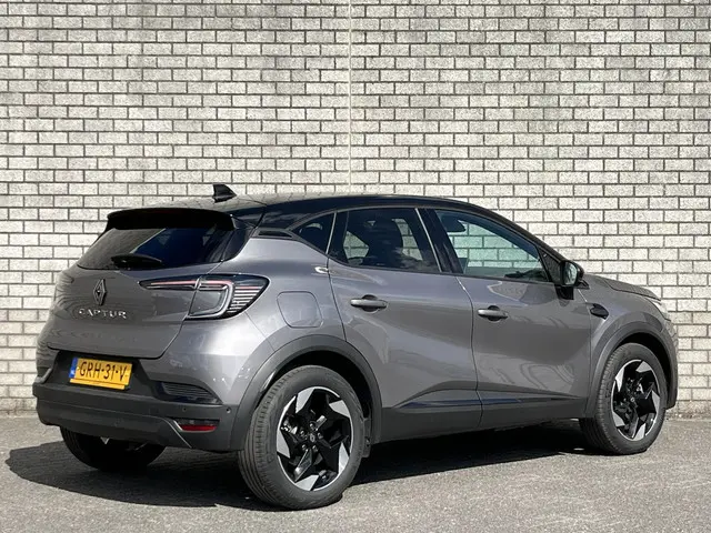 Renault Captur 1.0 TCe 90 Techno 2024 Benzine 2