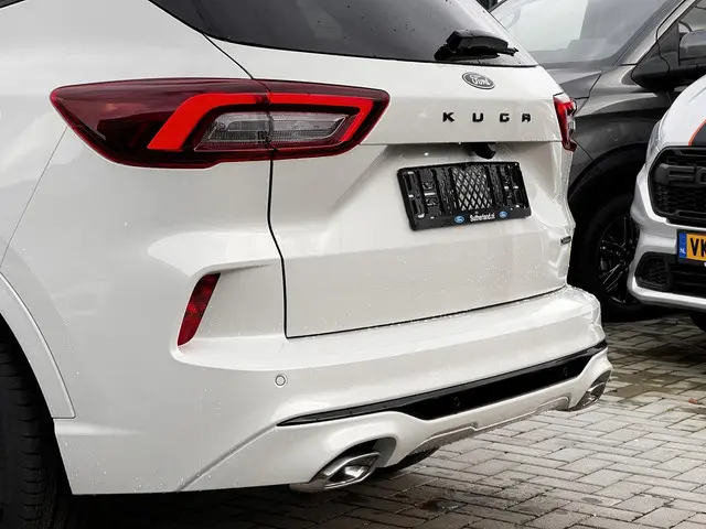 Ford Kuga 2.5 PHEV Sound Edition 2025 Hybride Benzine 28