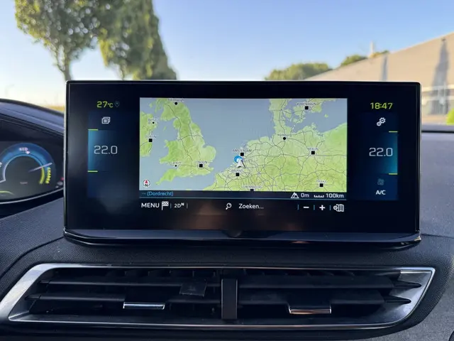 Peugeot 3008 1.6 HYbrid GT P.Bns 2021 Hybride Benzine 16