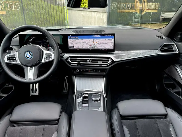 BMW 3 Serie Touring 330e 2022 Hybride Benzine 4