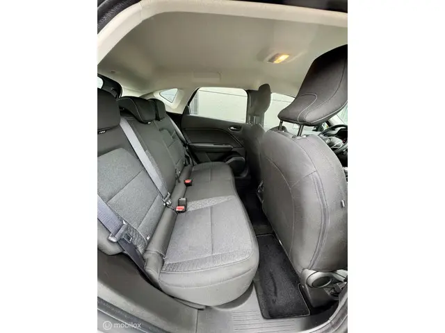 Renault Captur 1.0 TCe 90 evolution 2024 Benzine 15