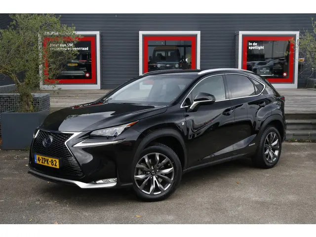Lexus NX 300h AWD F Sport Line 2015 Hybride Benzine
