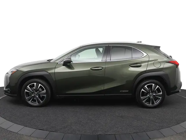 Lexus UX 3