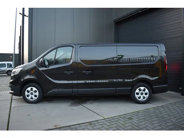 Renault Trafic Advance 2024 Diesel 9