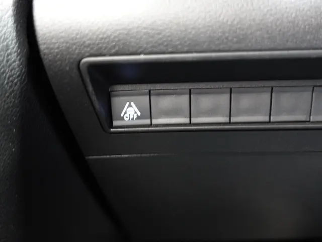 Opel Combo 130PK Automaat L1H1 2023 Diesel 29