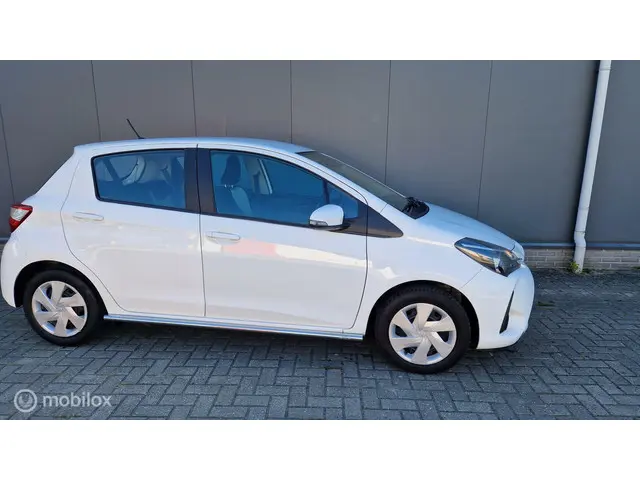 Toyota Yaris 1.0 VVT-i Comfort 2018 Benzine 7