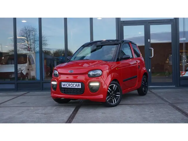 Microcar M.go Brommobiel Dynamic DCI 2023 Diesel 25