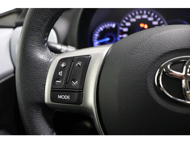 Toyota Yaris 1.5 Hybrid Aspiration, 2014 Hybride Benzine 19