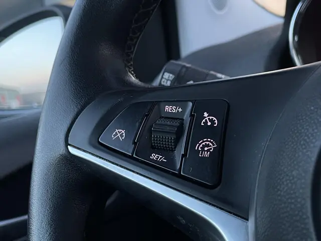 Opel ADAM 1.4 Jam 2016 Benzine 14