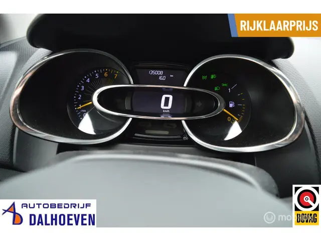 Renault Clio Estate 0.9 TCe Expression 2014 Benzine 16