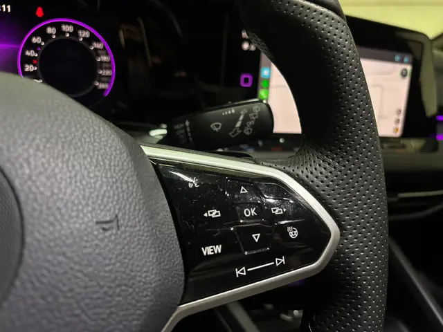 Volkswagen Golf 1.5 eTSI R-Line 2021 Hybride Benzine 25
