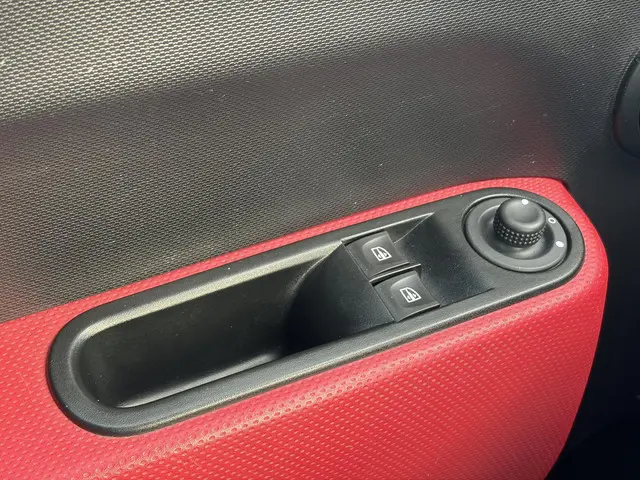 Renault Twingo 0.9 TCe Dynamique 2015 Benzine 21