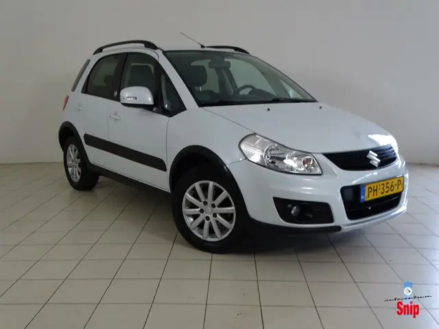 Suzuki SX4 1.6 AWD Expressive 2012 Benzine 12