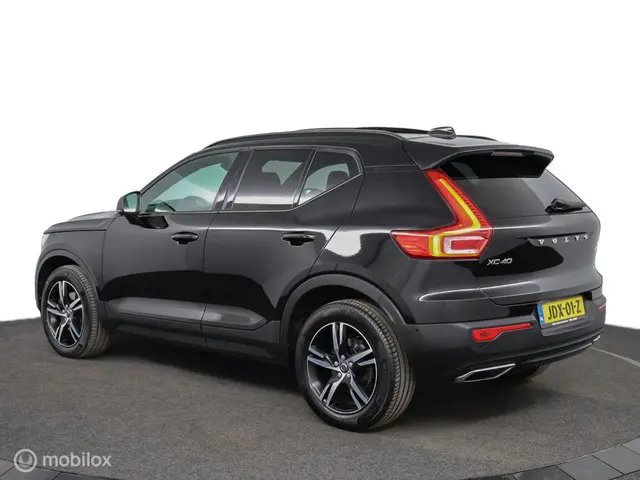 Volvo XC40 2.0 T5 AWD R-Design 2018 Benzine 8