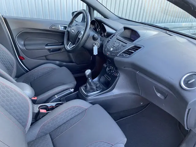 Ford Fiesta 1.0 EcoBoost ST Line 2017 Benzine 16