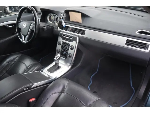 Volvo V70 2.0 D4 Summum 2013 Diesel 9