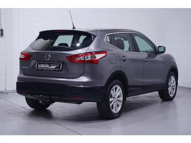 Nissan QASHQAI 1.2 Acenta 2016 Benzine 4
