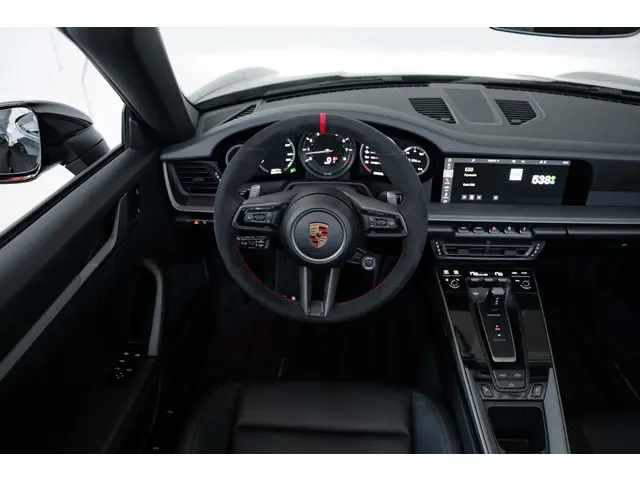 Porsche 911 Carrera Cabriolet 2020 Benzine 25