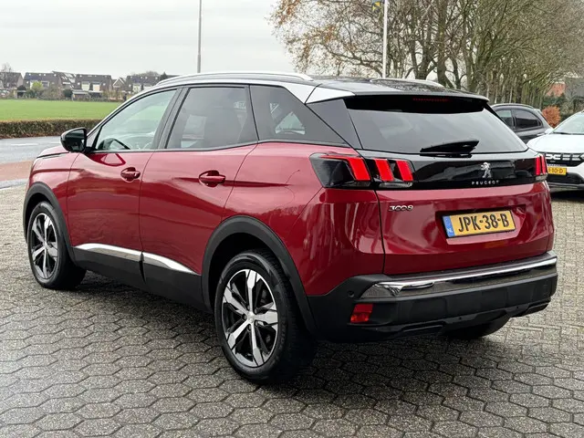 Peugeot 3008 1.2 PureTech GT 2019 Benzine 7