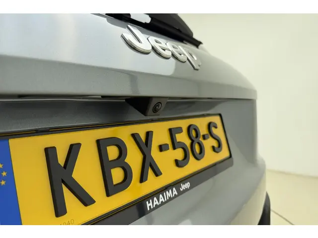 Jeep Avenger 1.2 e-Hybrid Summit 2025 Hybride Benzine 3