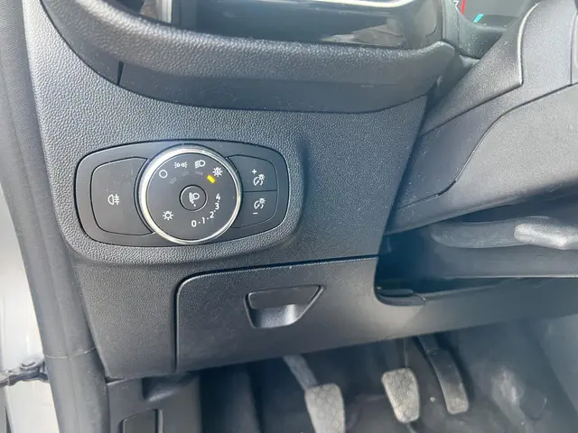Ford Fiesta 1.0 EcoBoost Connected 2022 Benzine 9
