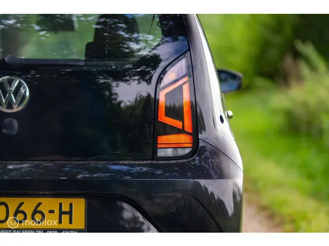 Volkswagen up! 1.0 BMT move up! 2019 Benzine 20